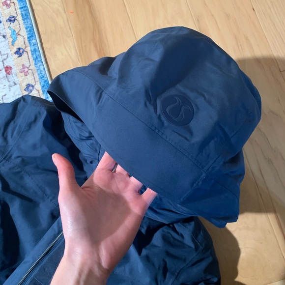 Lululemon snow warrior parka - Picture 3 of 8